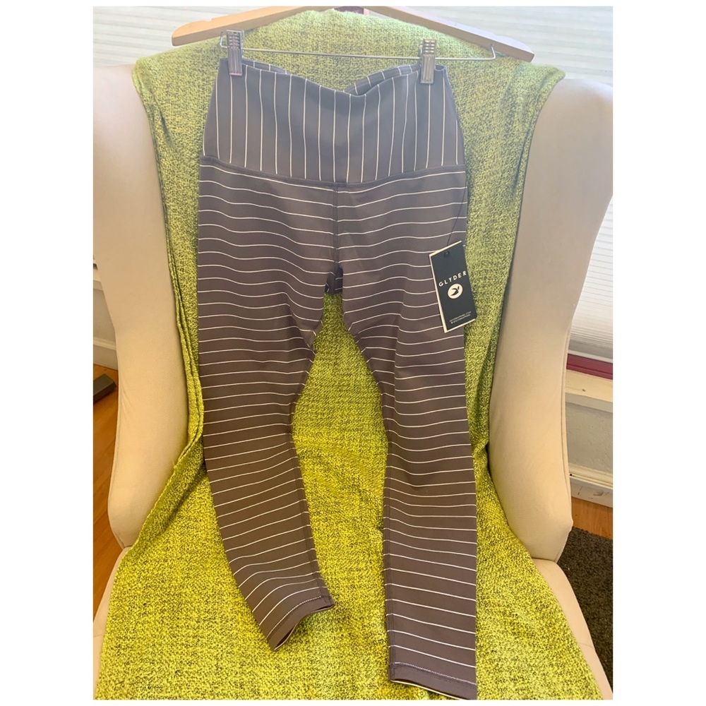 Glyder Crop Leggings